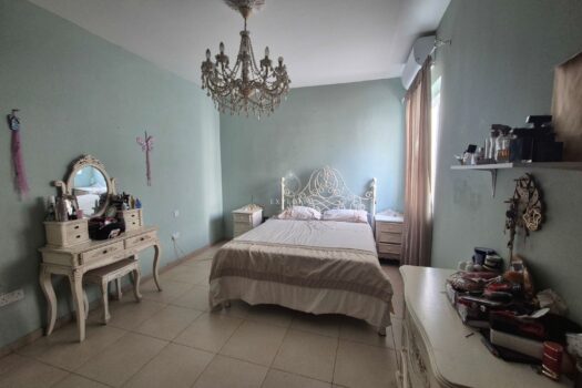 Penthouse with ODZ views and optional garage